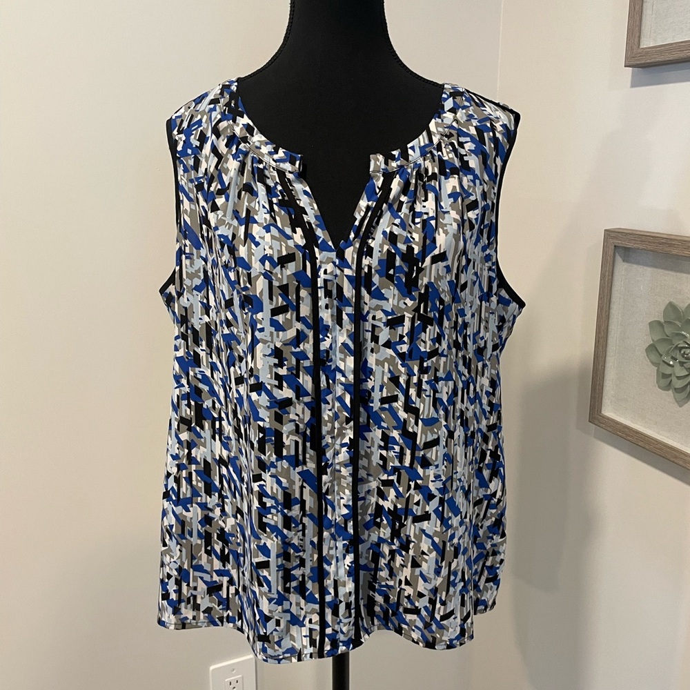 Calvin Klein Blue & Black Geometric Sleeveless Blouse EUC